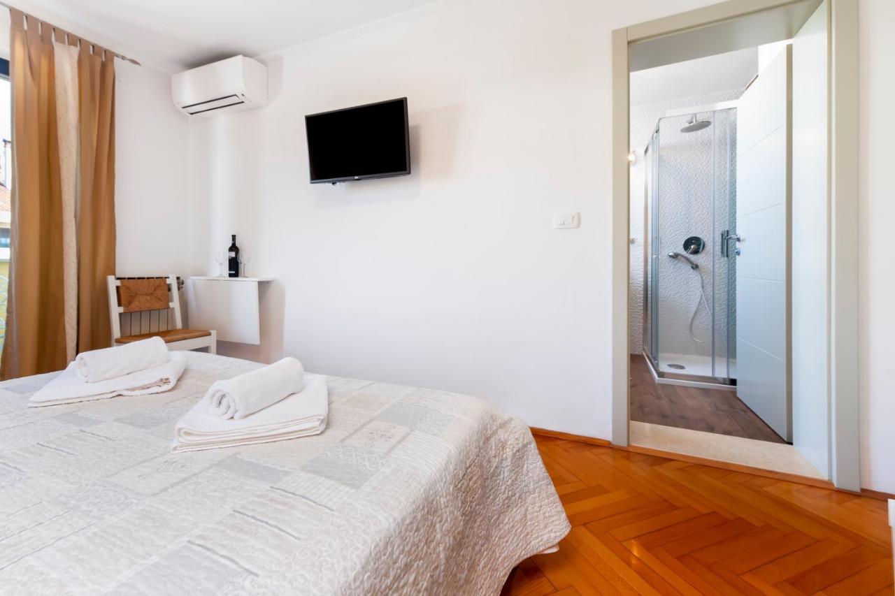 Guest House Casa Santin Ровинь Экстерьер фото