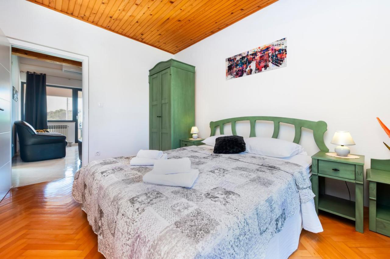 Guest House Casa Santin Ровинь Экстерьер фото